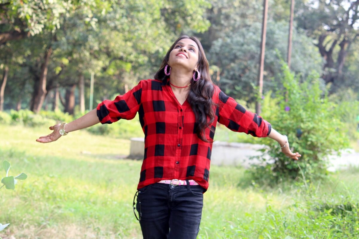 sonamabcd-women-girl-3084452_1920
